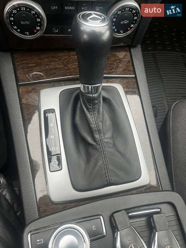 Седан Mercedes-Benz C-Class 2008 в Одессе
