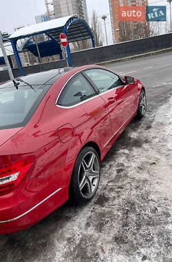 Купе Mercedes-Benz C-Class 2011 в Киеве