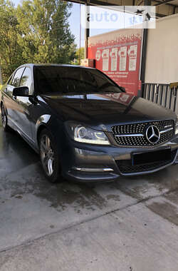 Седан Mercedes-Benz C-Class 2012 в Киеве