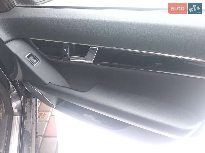 Універсал Mercedes-Benz C-Class 2010 в Царичанці