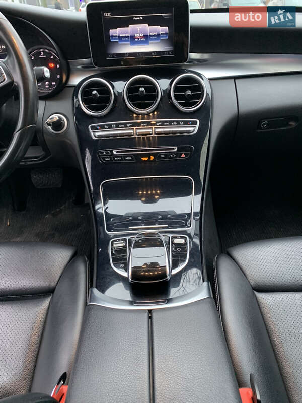 Універсал Mercedes-Benz C-Class 2015 в Києві