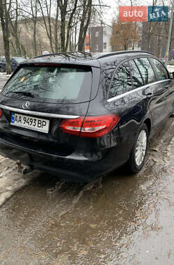 Універсал Mercedes-Benz C-Class 2015 в 
