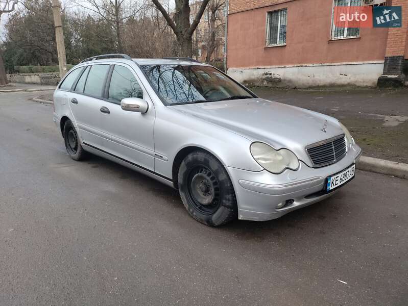Универсал Mercedes-Benz C-Class 2003 в 