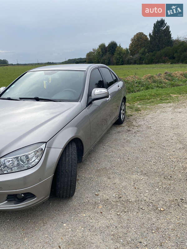 Седан Mercedes-Benz C-Class 2009 в Одессе