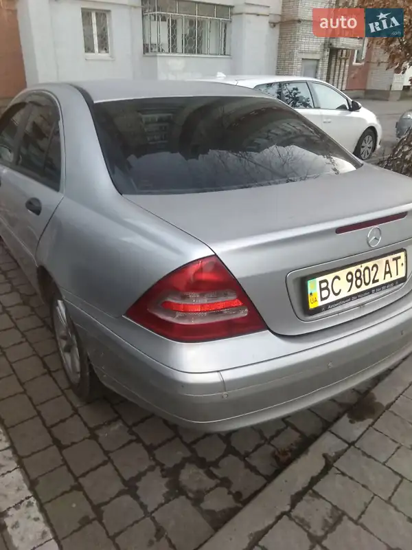 Mercedes-Benz C-Class