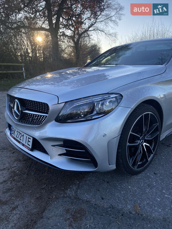 Седан Mercedes-Benz C-Class 2017 в Киеве