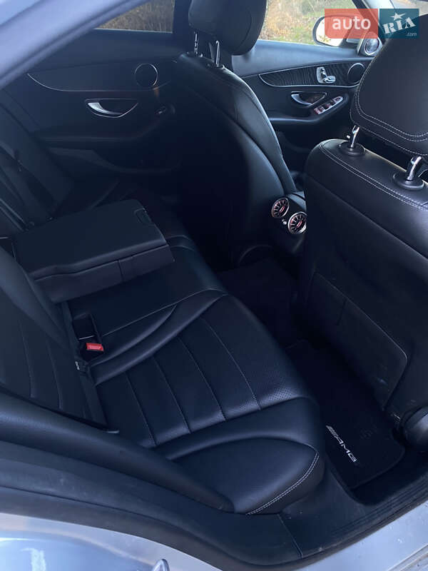 Седан Mercedes-Benz C-Class 2017 в Киеве