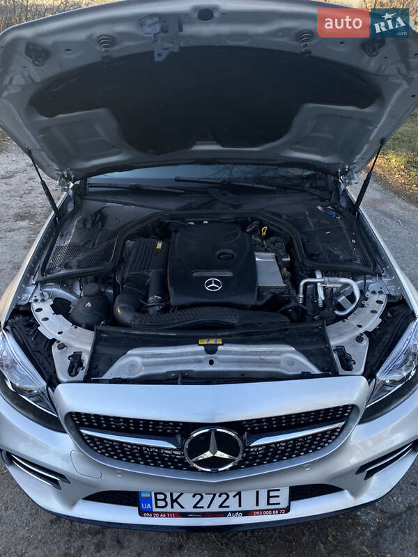 Седан Mercedes-Benz C-Class 2017 в Киеве