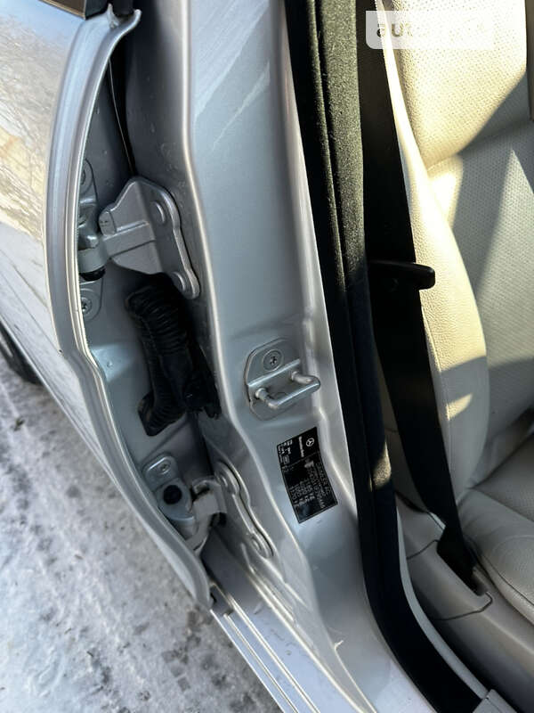 Універсал Mercedes-Benz C-Class 2011 в Чернівцях