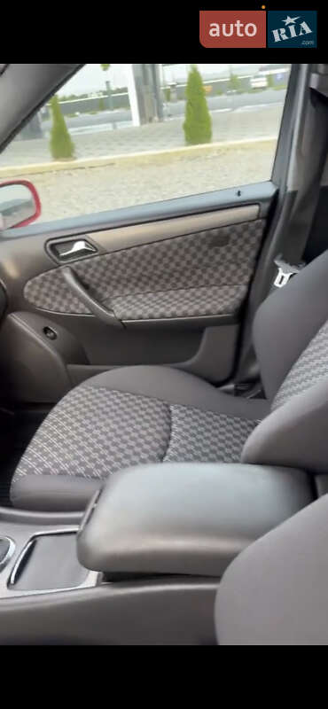 Седан Mercedes-Benz C-Class 2002 в Сумах