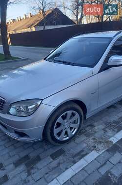 Універсал Mercedes-Benz C-Class 2007 в Стрию