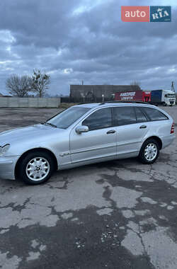 Универсал Mercedes-Benz C-Class 2001 в Рокитном