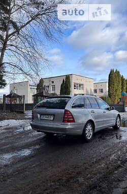 Універсал Mercedes-Benz C-Class 2002 в Лубнах