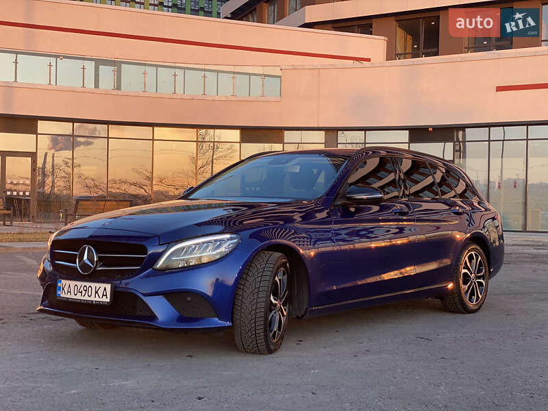 Mercedes-Benz C-Class 2019