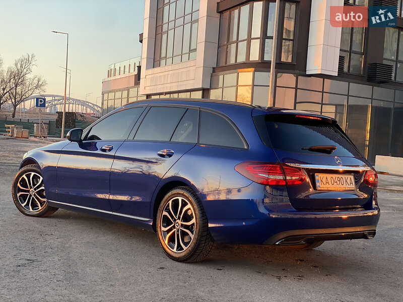 Универсал Mercedes-Benz C-Class 2019 в Киеве