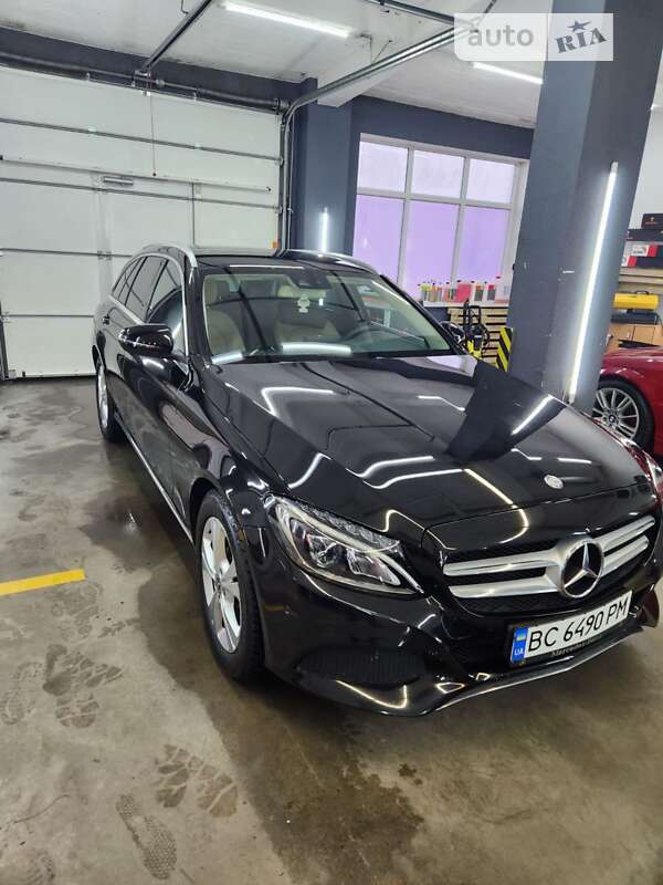 Универсал Mercedes-Benz C-Class 2017 в Дрогобыче