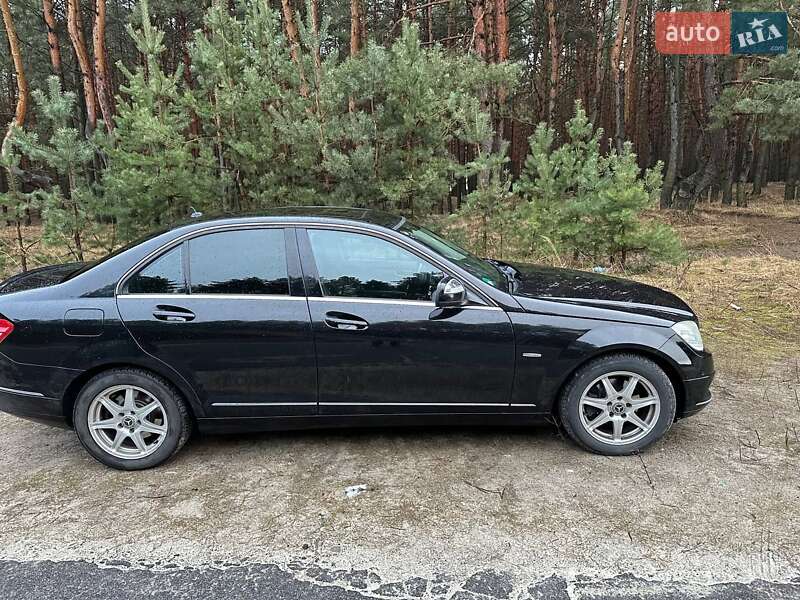 Седан Mercedes-Benz C-Class 2008 в Кременчуці
