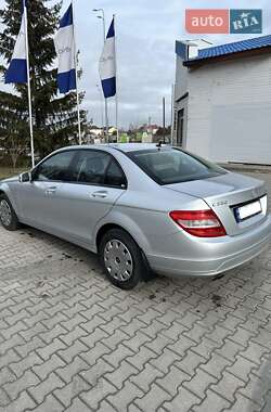 Седан Mercedes-Benz C-Class 2010 в Виннице