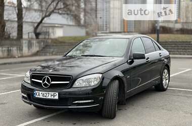 Седан Mercedes-Benz C-Class 2010 в Киеве