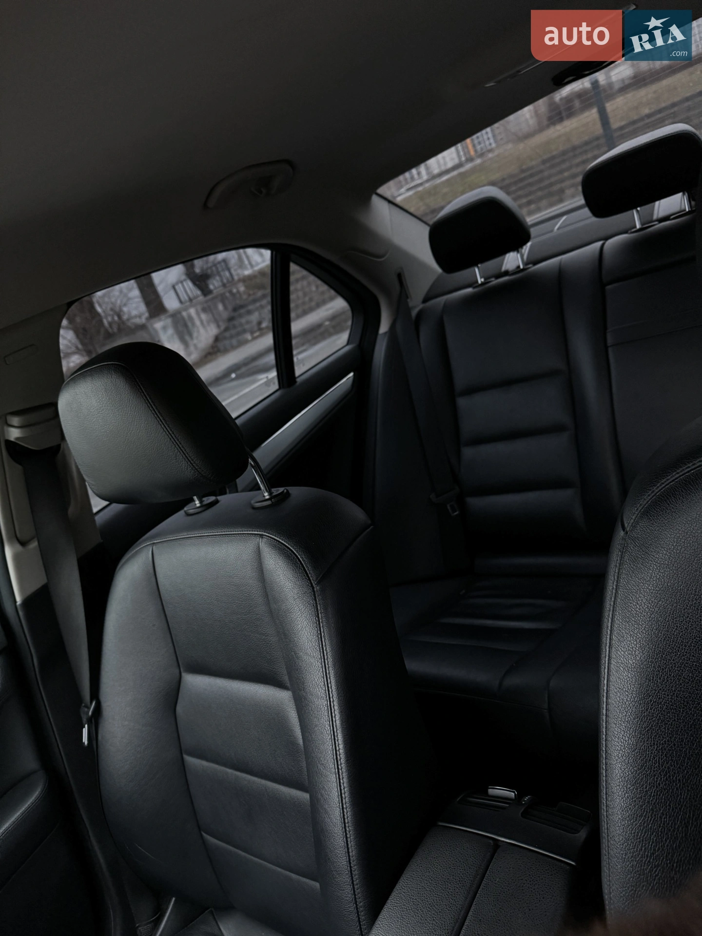 2010 Mercedes-Benz C-klasse - мініатюра 20