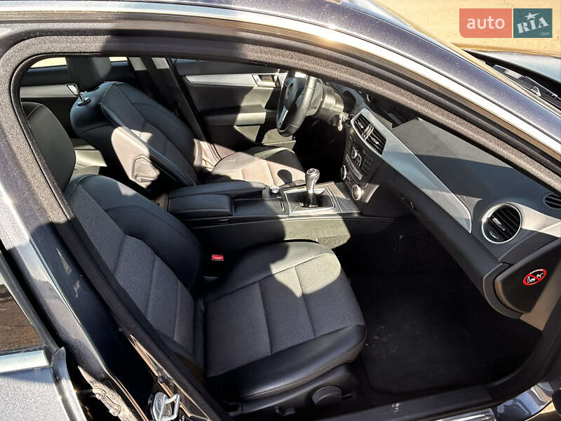 Универсал Mercedes-Benz C-Class 2013 в Одессе фото 19 Универсал Mercedes-Benz C-Class 2013 в Одессе