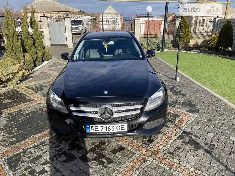 Mercedes-Benz C-Class 2015 VIN WDD2052041F225922 фото оголошення 2 з 35