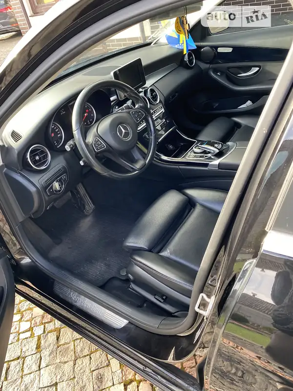 Mercedes-Benz C-Class 2015 VIN WDD2052041F225922 фото оголошення 5 з 35