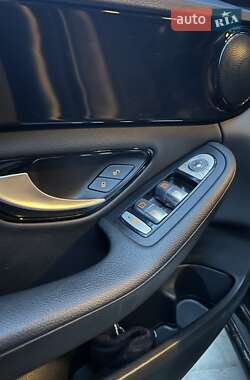 Седан Mercedes-Benz C-Class 2015 в 