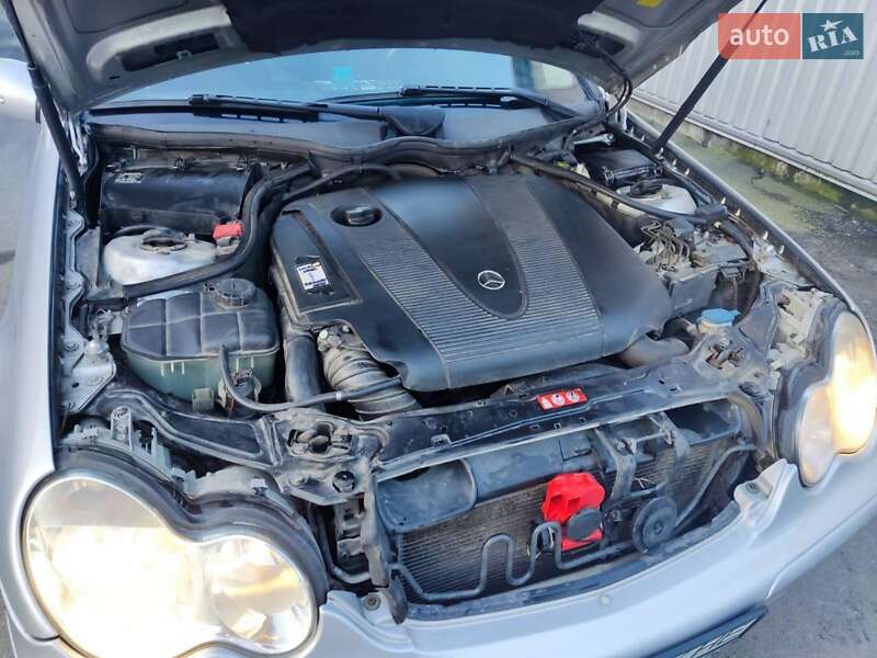 Седан Mercedes-Benz C-Class 2004 в Староконстантинове