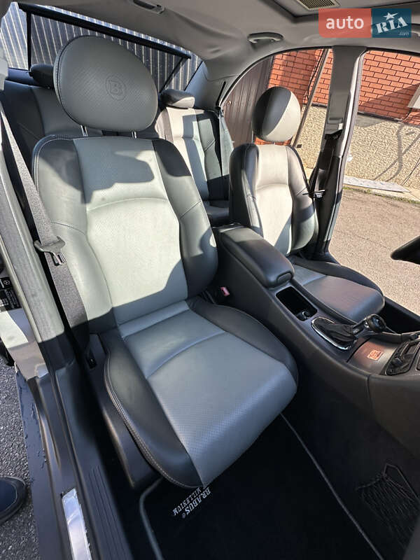 Седан Mercedes-Benz C-Class 2000 в Киеве