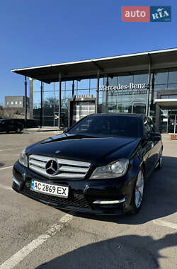 Седан Mercedes-Benz C-Class 2011 в Львові