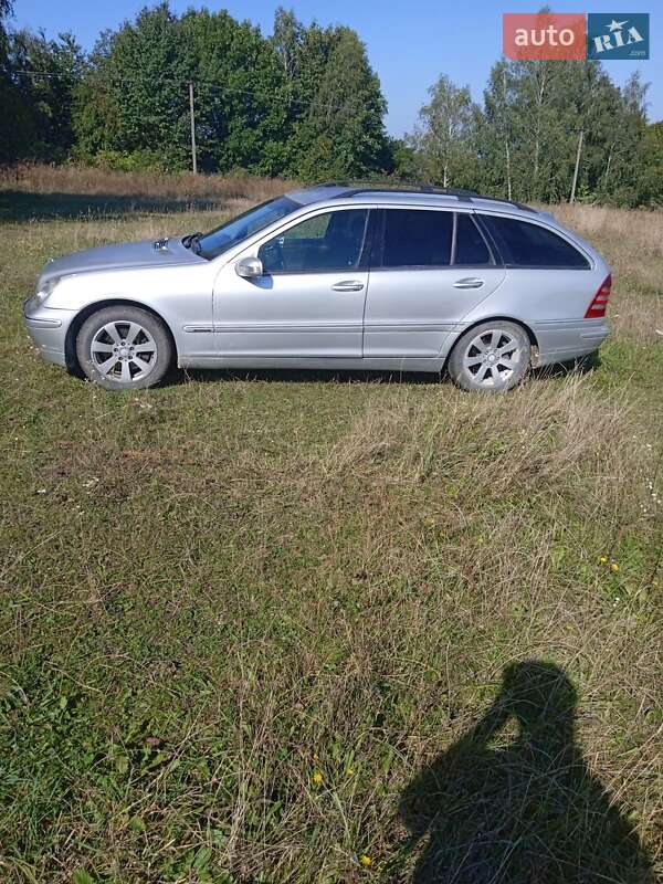 Mercedes-Benz C-Class 2001