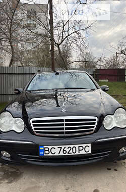 Седан Mercedes-Benz C-Class 2004 в Львове