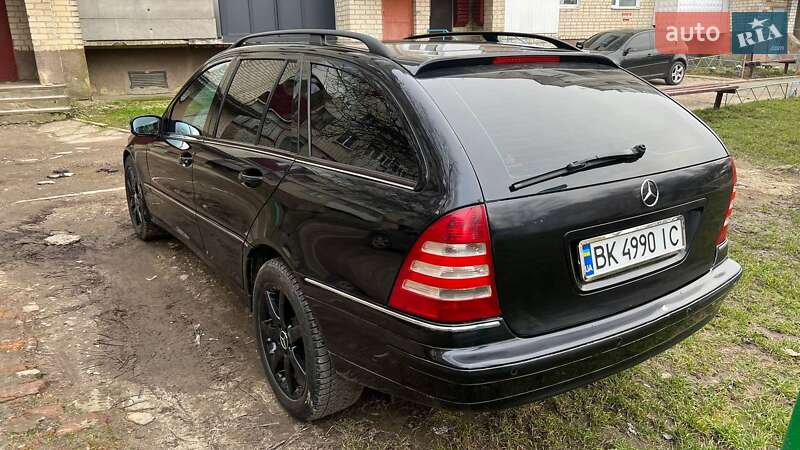 Универсал Mercedes-Benz C-Class 2005 в Ровно