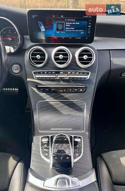 Кабриолет Mercedes-Benz C-Class 2019 в 