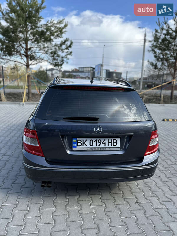 Универсал Mercedes-Benz C-Class 2008 в Ровно