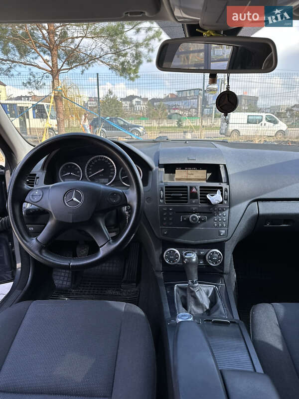 Универсал Mercedes-Benz C-Class 2008 в Ровно