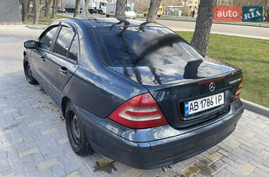 Седан Mercedes-Benz C-Class 2004 в Виннице