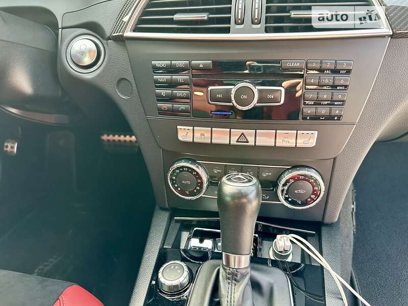 Купе Mercedes-Benz C-Class 2011 в Киеве