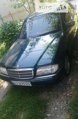 Седан Mercedes-Benz C-Class 1996 в Ужгороде