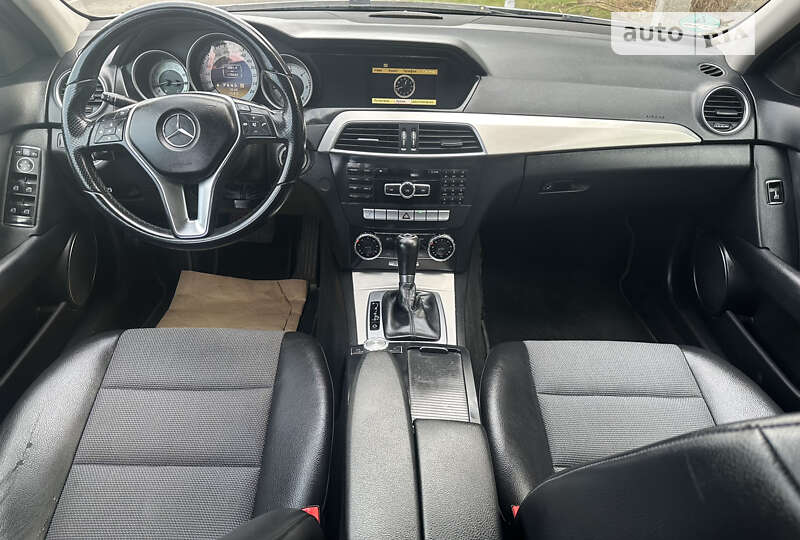 Универсал Mercedes-Benz C-Class 2012 в Луцке