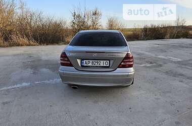 Седан Mercedes-Benz C-Class 2007 в Запорожье