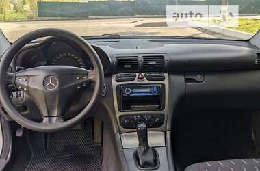 Купе Mercedes-Benz C-Class 2002 в 