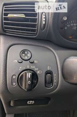 Купе Mercedes-Benz C-Class 2002 в 
