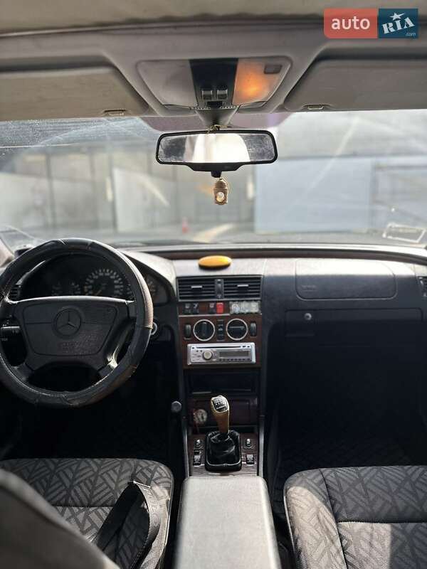 Седан Mercedes-Benz C-Class 1994 в Одесі