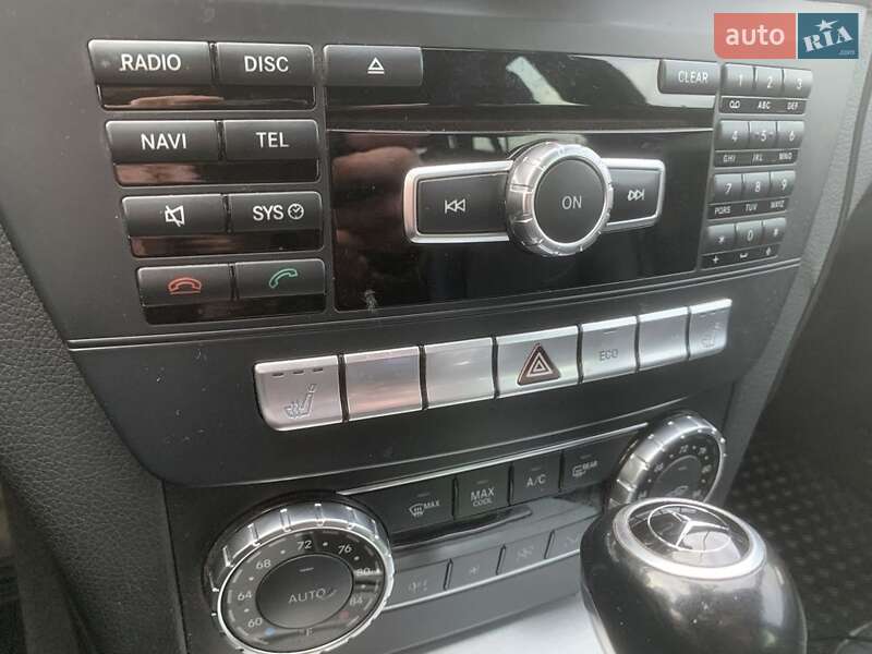 Седан Mercedes-Benz C-Class 2014 в Львове