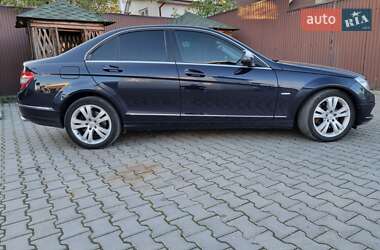 Седан Mercedes-Benz C-Class 2007 в Черновцах