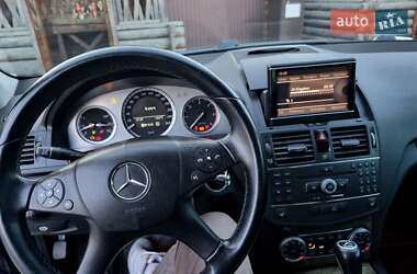 Седан Mercedes-Benz C-Class 2007 в Черновцах