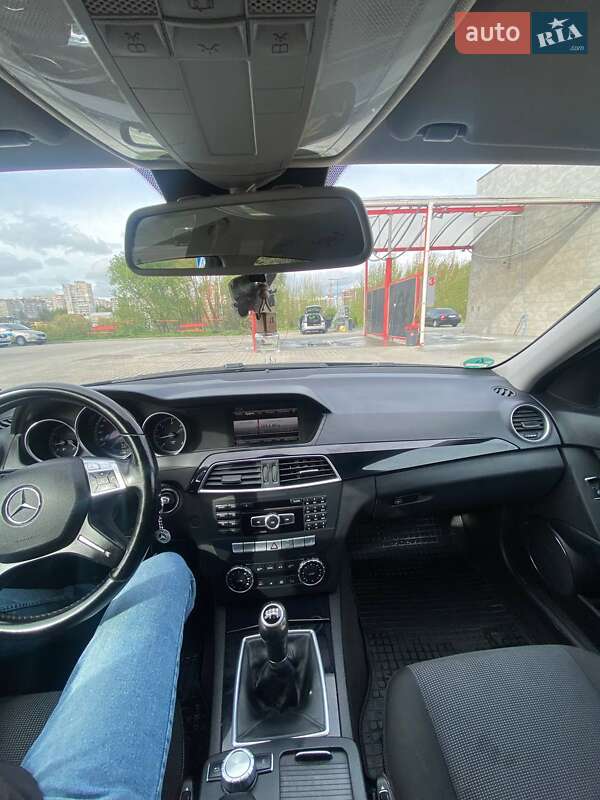 Универсал Mercedes-Benz C-Class 2013 в Хмельницком
