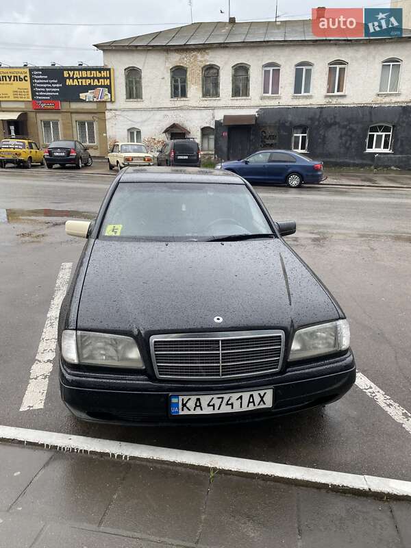 Mercedes-Benz C-Class 1996